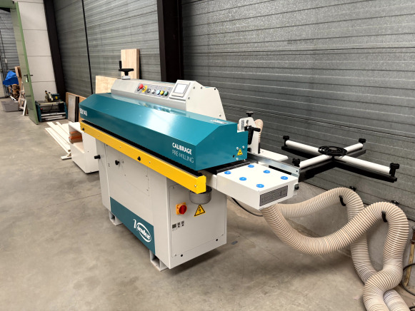 Makineri për përpunimin e drurit Plaqueuse de chants VIRutex EB 140 PLC (2024): foto 9