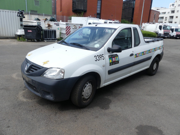 REF:12395 - Camionnette pickup Dacia Logan 1.5 DCI (2012-121.398 km) - Pick up: foto 1 REF:12395 - Camionnette pickup Dacia Logan 1.5 DCI (2012-121.398 km) - Pick up: foto 1