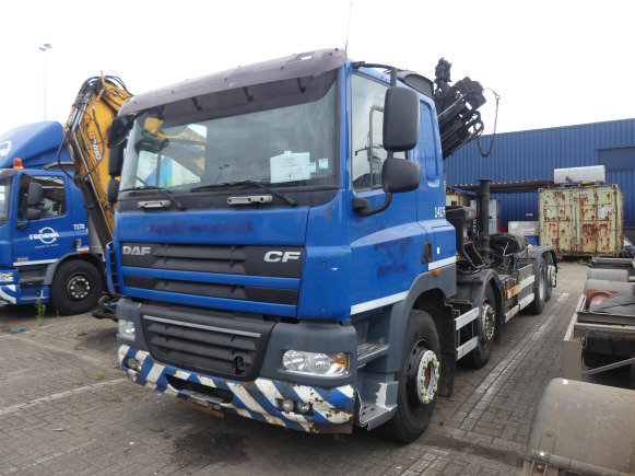 REF:1415 - Camion porte-container avec grue DAF AX85 MC5-7-5 (2009-532.626 km) - Kamion vetëngarkues, Kamion me vinç: foto 1 REF:1415 - Camion porte-container avec grue DAF AX85 MC5-7-5 (2009-532.626 km) - Kamion vetëngarkues, Kamion me vinç: foto 1