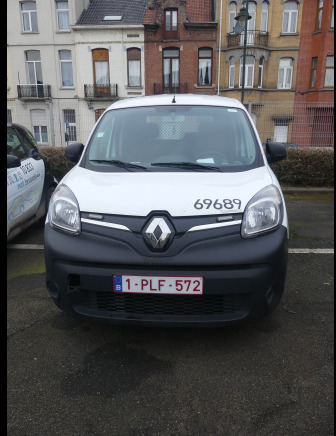 REF:69689 - Voiture pickup électrique Renault FW (accidenté) - Pick up: foto 2 REF:69689 - Voiture pickup électrique Renault FW (accidenté) - Pick up: foto 2