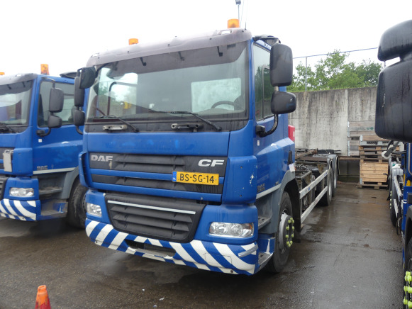 REF:BS-SG-14 - Camion porte container DAF FASCF85 (2007-1.117.773 km) - Transportjer kontejnerësh/ Kamion me karroceri të çmontueshme: foto 1 REF:BS-SG-14 - Camion porte container DAF FASCF85 (2007-1.117.773 km) - Transportjer kontejnerësh/ Kamion me karroceri të çmontueshme: foto 1