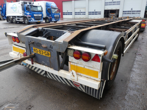 REF:WD-83-GR - Remorque porte container Floor FLA-10-108 - Transportjer kontejnerësh/ Rimorkio me karroceri të çmontueshme: foto 3 REF:WD-83-GR - Remorque porte container Floor FLA-10-108 - Transportjer kontejnerësh/ Rimorkio me karroceri të çmontueshme: foto 3