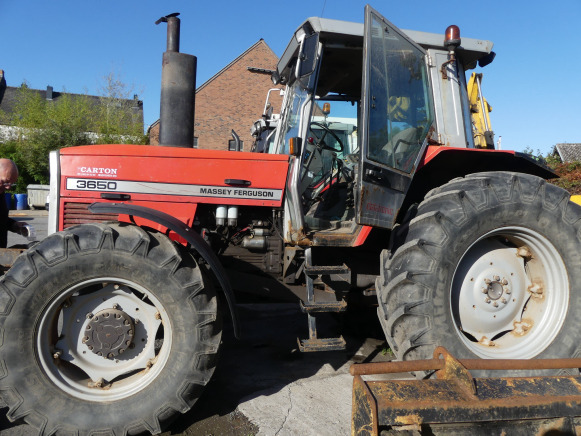 Tracteur agricole Massey Ferguson 3650 4WD (Vin: SMFA44TCOW8602172) - Traktor: foto 2 Tracteur agricole Massey Ferguson 3650 4WD (Vin: SMFA44TCOW8602172) - Traktor: foto 2
