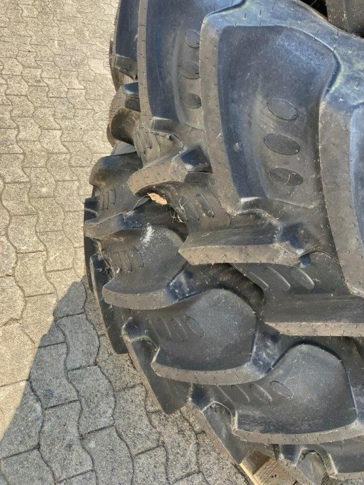 BKT 480/65R28 - Gomë për Makineri bujqësore: foto 2 BKT 480/65R28 - Gomë për Makineri bujqësore: foto 2