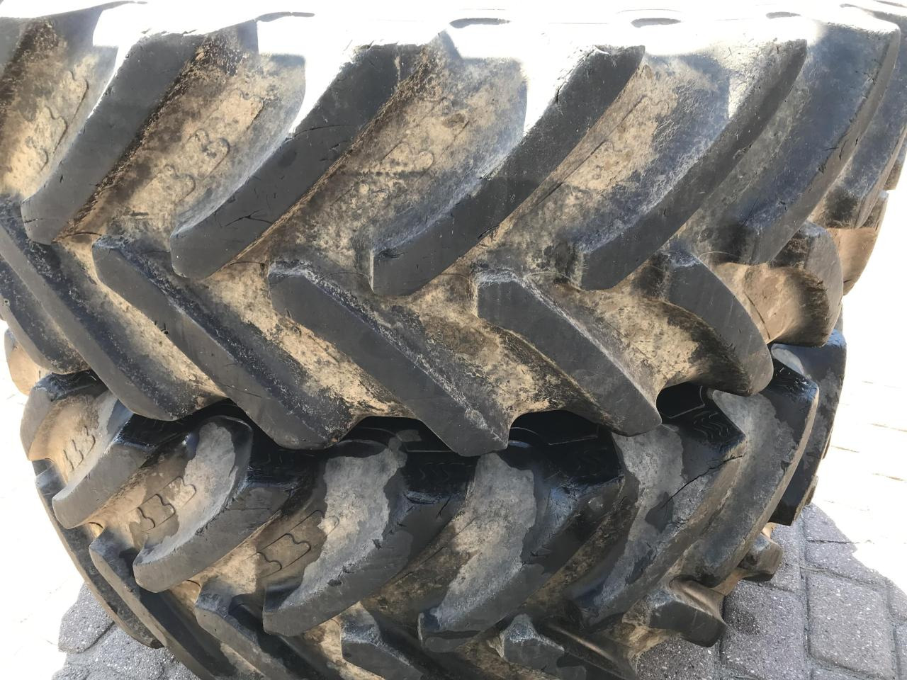 BKT 650/85R42 - Gomë për Makineri bujqësore: foto 2 BKT 650/85R42 - Gomë për Makineri bujqësore: foto 2