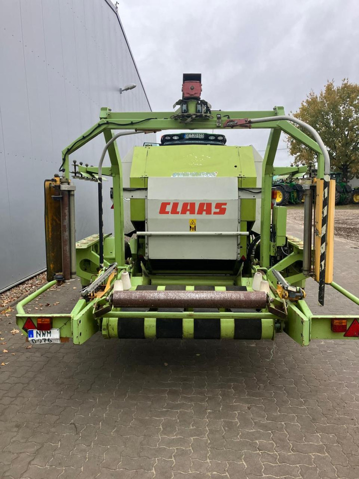 CLAAS Rollant 255 - Dengmbledhëse e rrumbullakët: foto 2 CLAAS Rollant 255 - Dengmbledhëse e rrumbullakët: foto 2