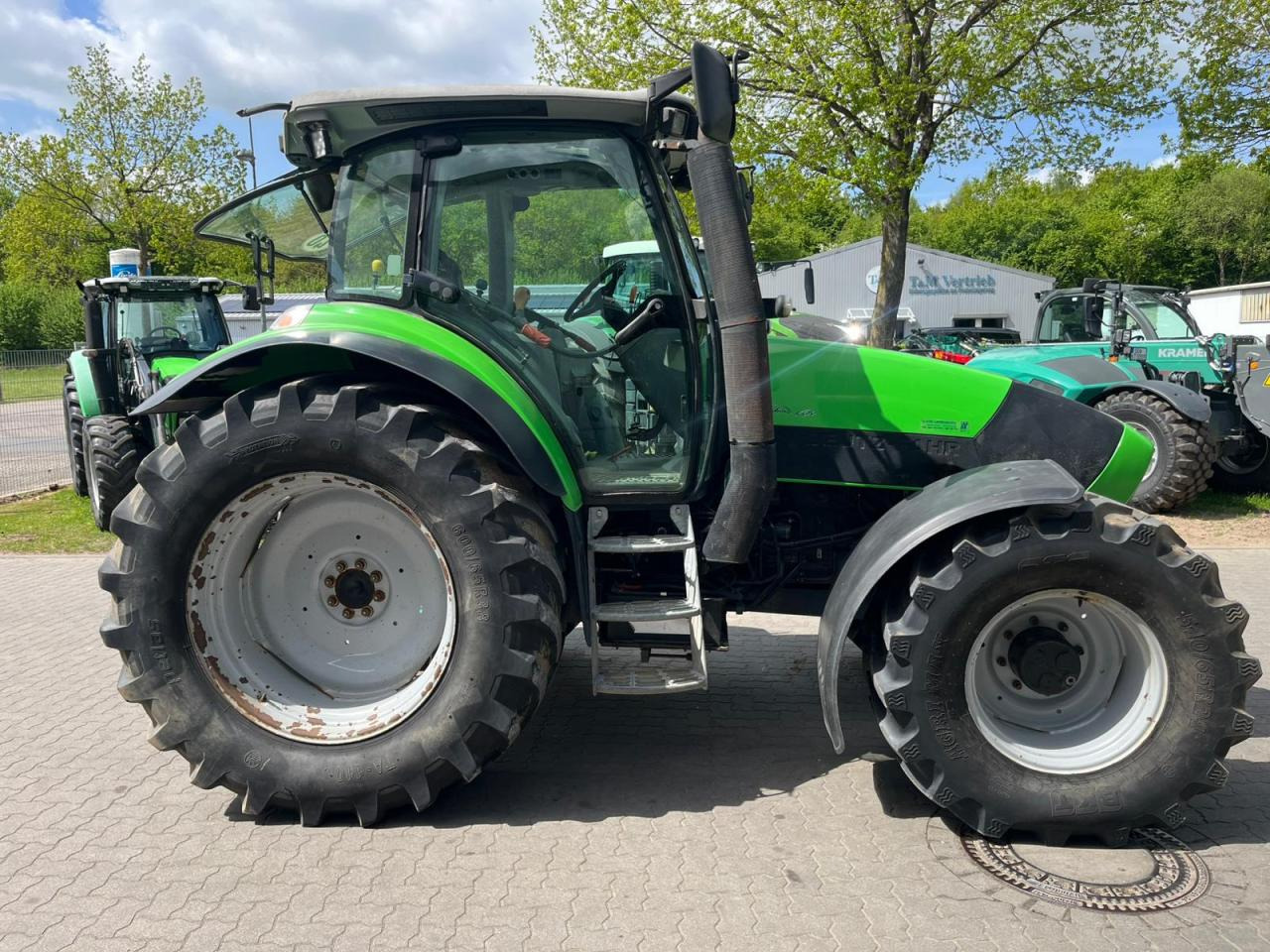 Deutz-Fahr Agrotron K 610 - Traktor: foto 3 Deutz-Fahr Agrotron K 610 - Traktor: foto 3