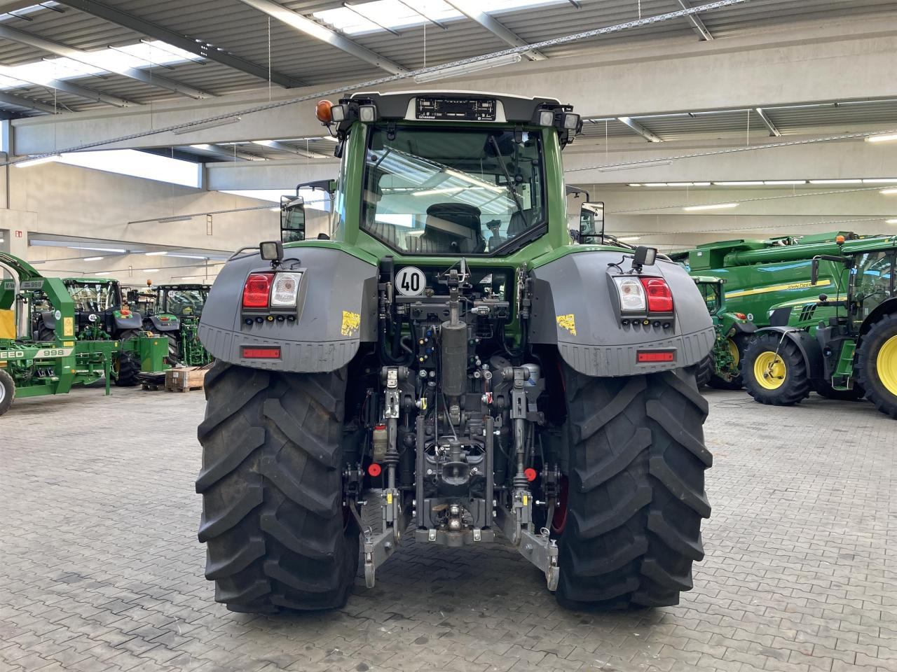 Fendt 933 Vario Profi Plus - Traktor: foto 5 Fendt 933 Vario Profi Plus - Traktor: foto 5