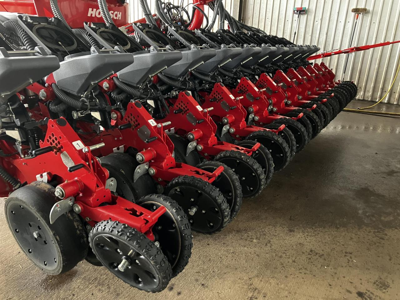 Horsch Maestro 12 CX - Makinë mbjellëse precize: foto 5 Horsch Maestro 12 CX - Makinë mbjellëse precize: foto 5