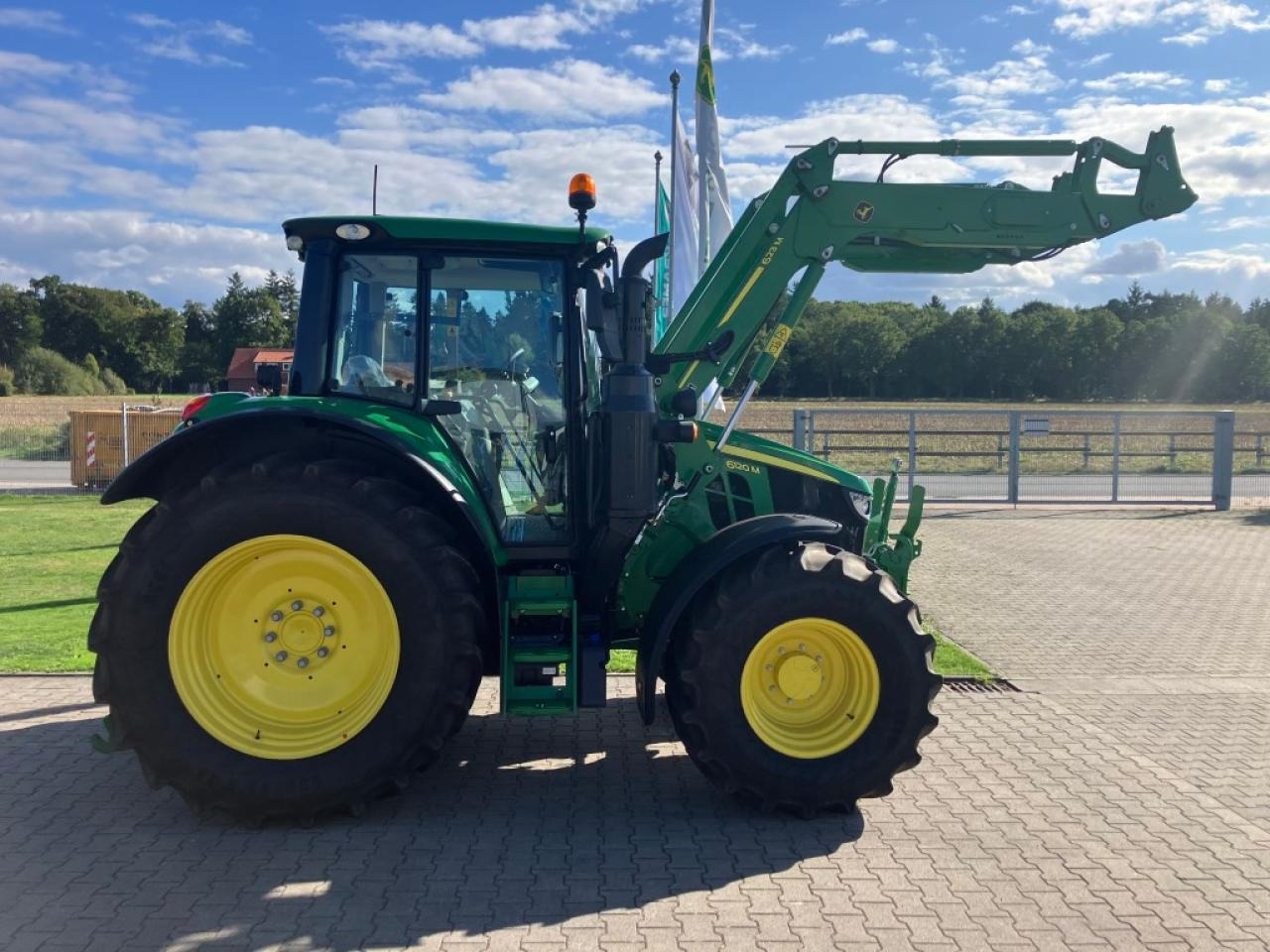 John Deere 6120M - Traktor: foto 2 John Deere 6120M - Traktor: foto 2
