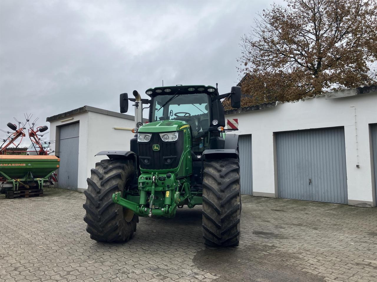 John Deere 6250R - Traktor: foto 3 John Deere 6250R - Traktor: foto 3