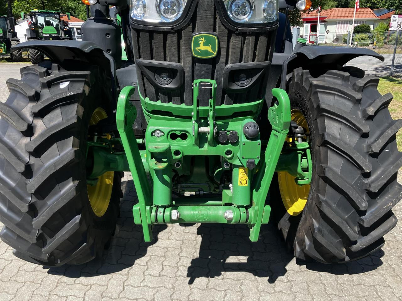 John Deere 6R 155 - Traktor: foto 4 John Deere 6R 155 - Traktor: foto 4