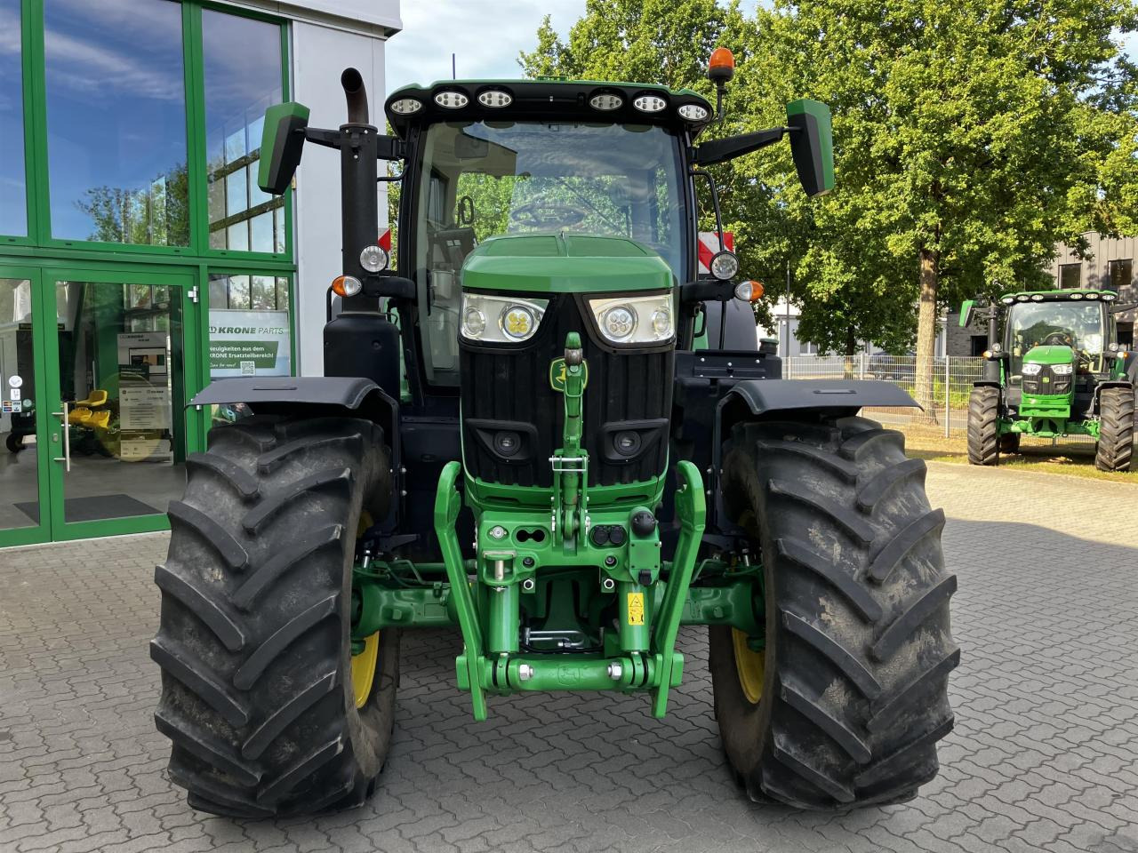 John Deere 6R 175 - Traktor: foto 3 John Deere 6R 175 - Traktor: foto 3
