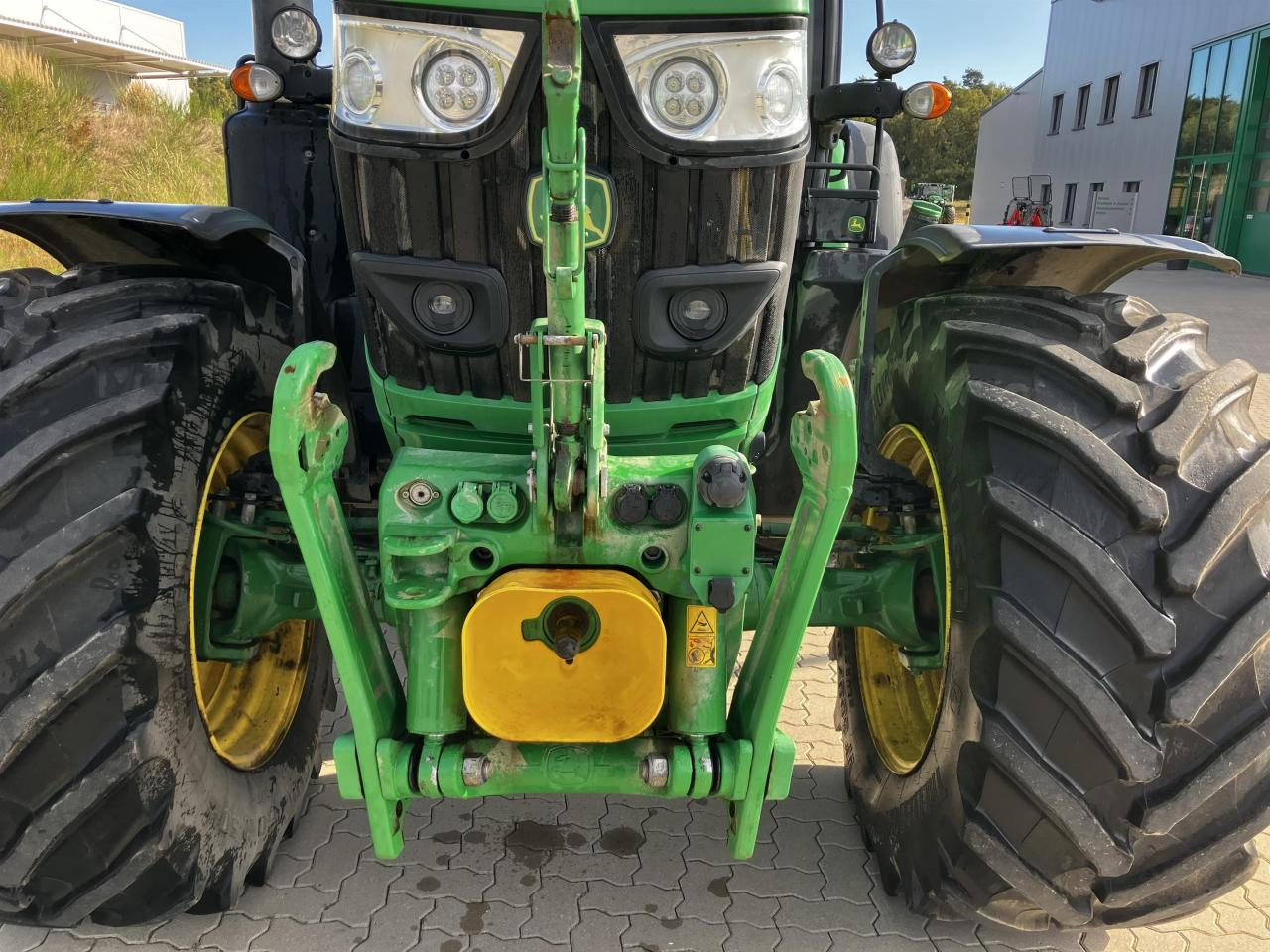 John Deere 6R 185 - Traktor: foto 4 John Deere 6R 185 - Traktor: foto 4