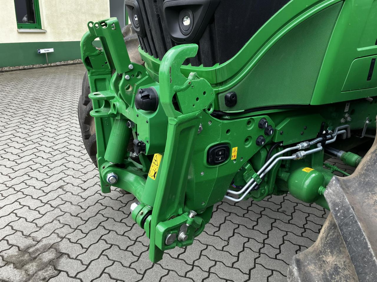 John Deere 6R 215 - Traktor: foto 3 John Deere 6R 215 - Traktor: foto 3