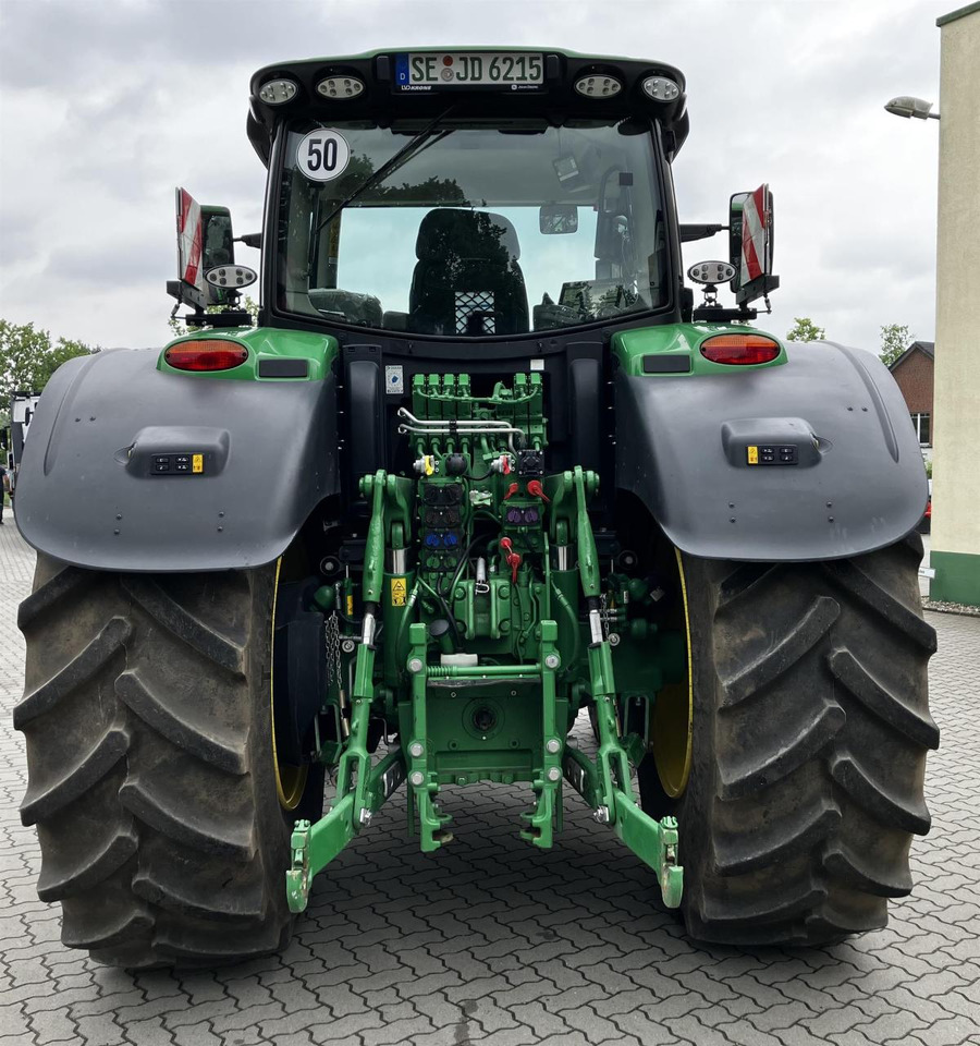 John Deere 6R 215 - Traktor: foto 4 John Deere 6R 215 - Traktor: foto 4