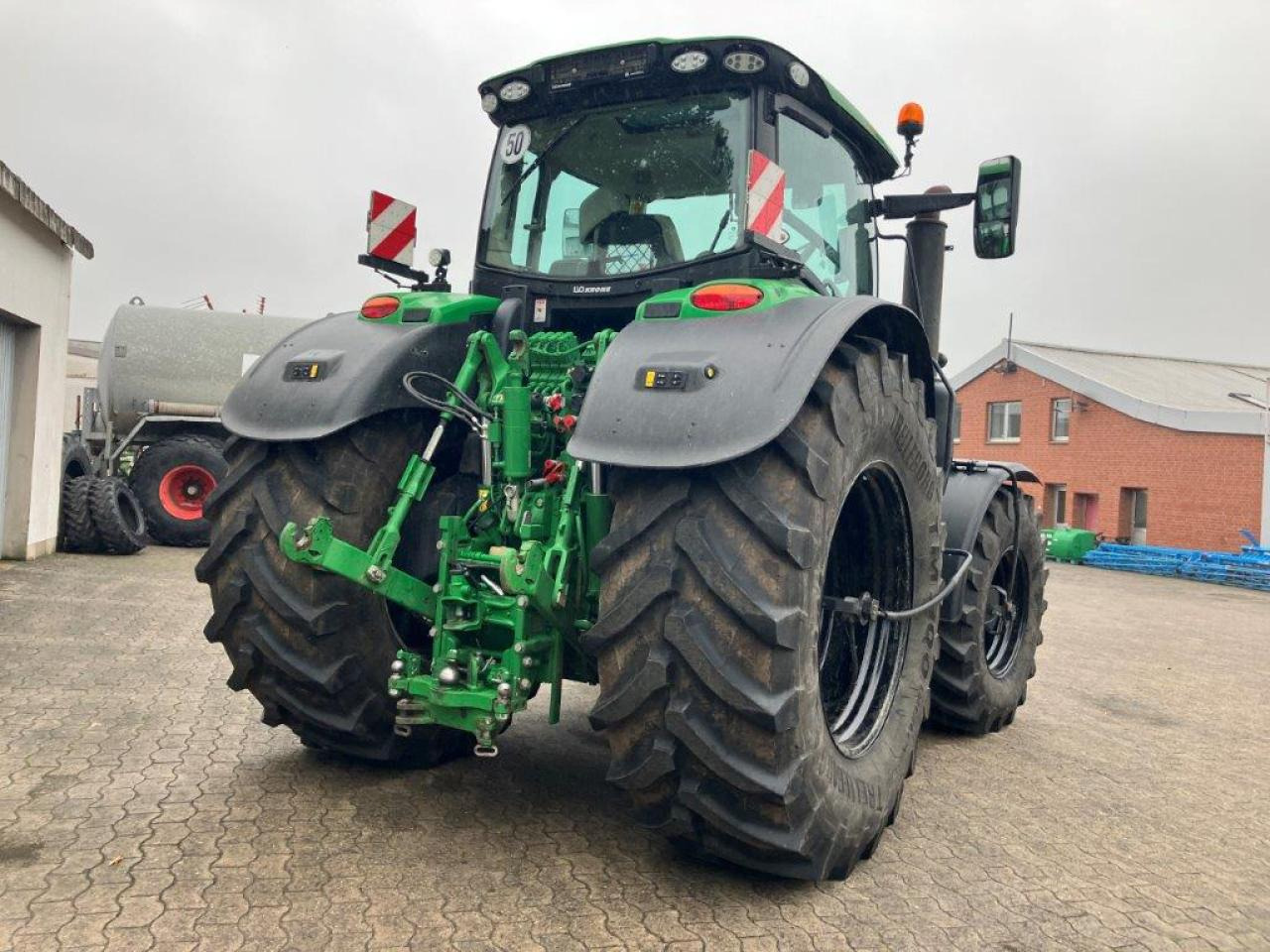John Deere 6R 250 - Traktor: foto 5 John Deere 6R 250 - Traktor: foto 5