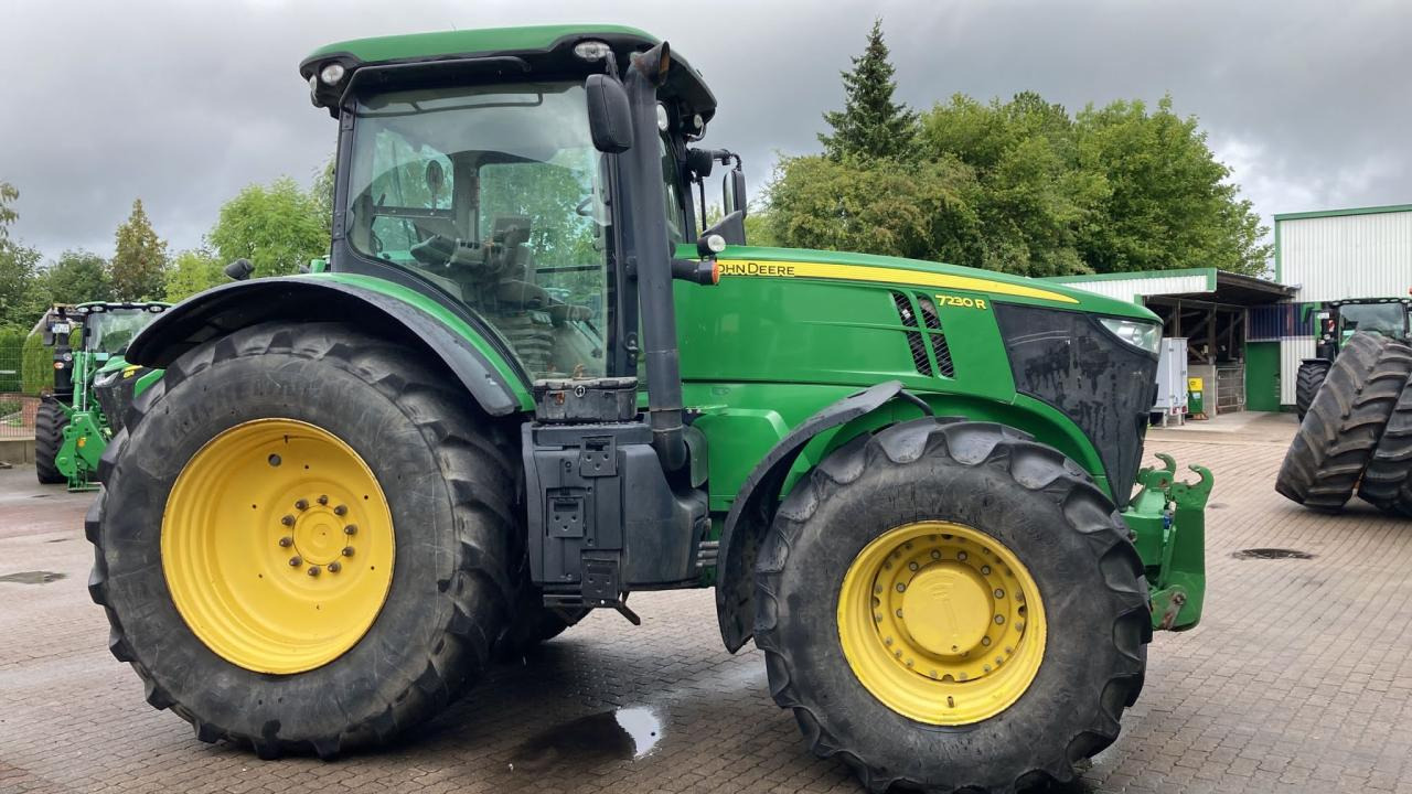 John Deere 7230R - Traktor: foto 2 John Deere 7230R - Traktor: foto 2
