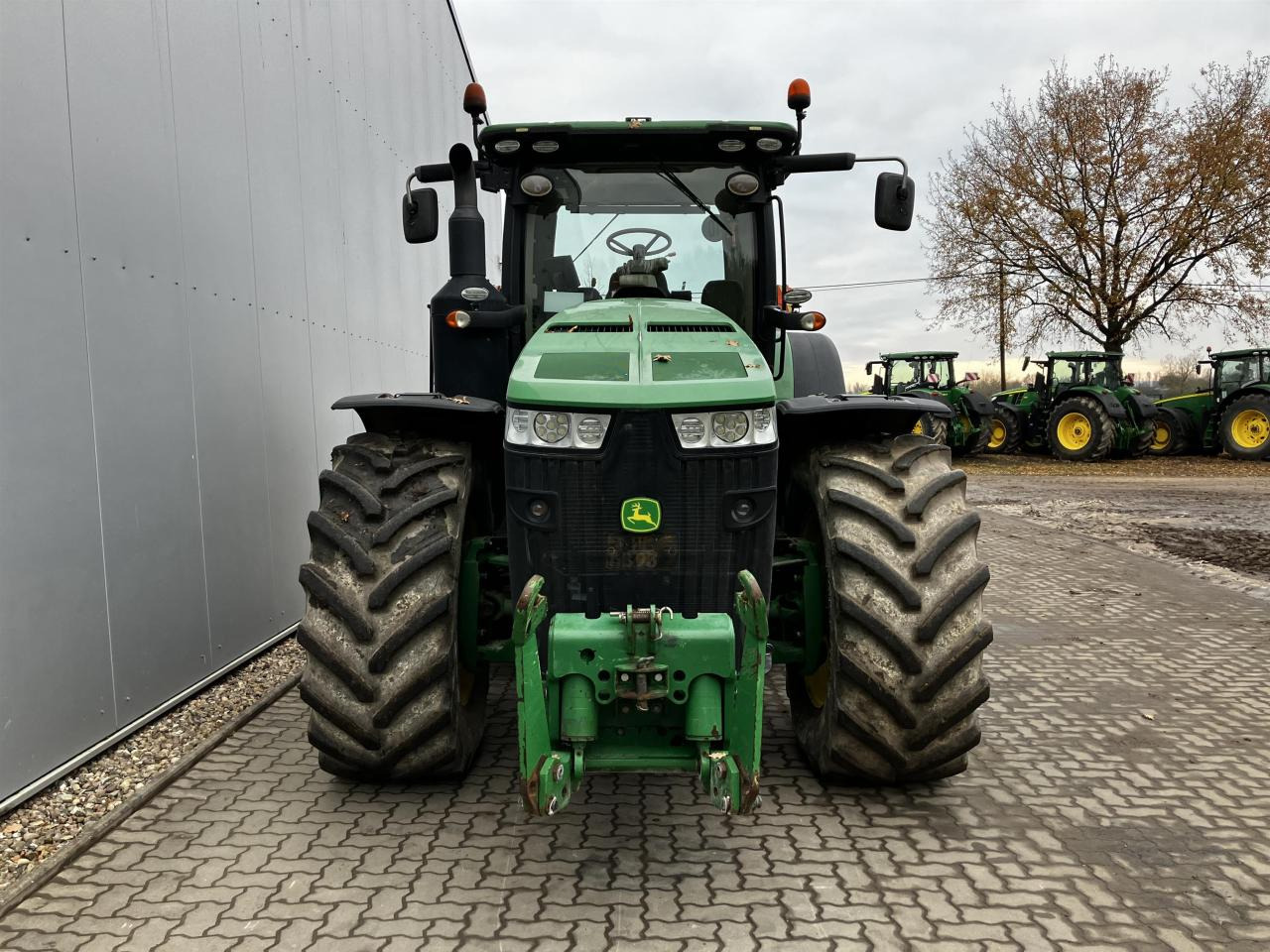 John Deere 8400R - Traktor: foto 3 John Deere 8400R - Traktor: foto 3