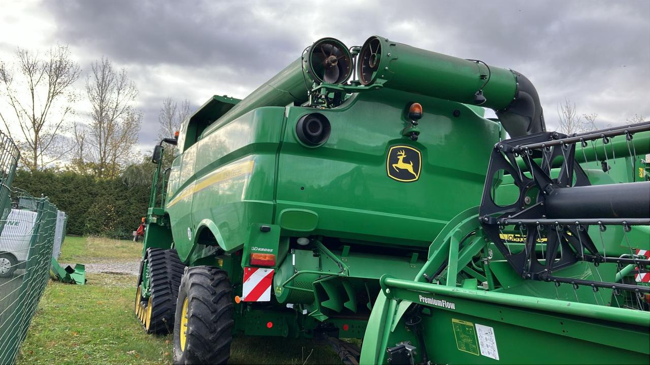 John Deere S680 - Autokombajnë: foto 5 John Deere S680 - Autokombajnë: foto 5