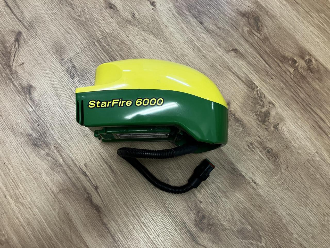 John Deere SF6000 SF3, M-RTK - Sistemi i lundrimit për Makineri bujqësore: foto 3 John Deere SF6000 SF3, M-RTK - Sistemi i lundrimit për Makineri bujqësore: foto 3