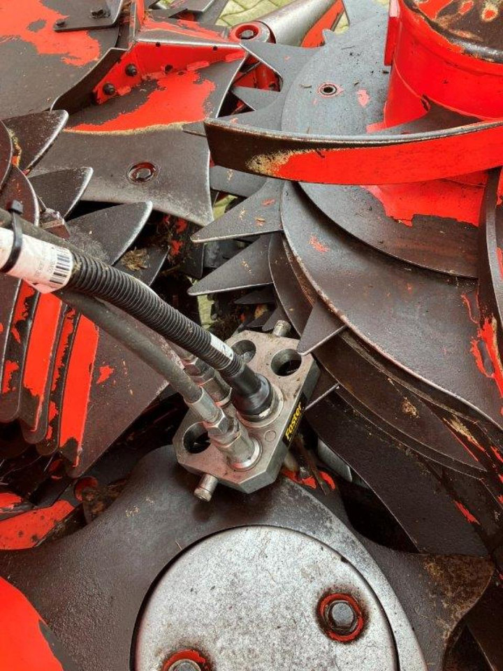 Kemper 375 - Koka e korrëses foragjere: foto 5 Kemper 375 - Koka e korrëses foragjere: foto 5