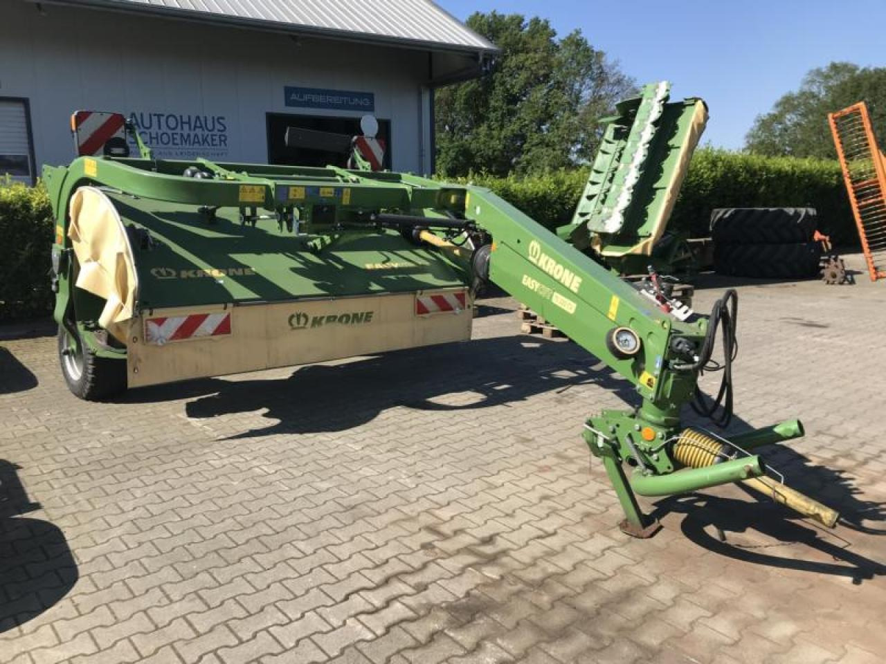 Krone EC TS 320 CV - Korrëse bari: foto 1 Krone EC TS 320 CV - Korrëse bari: foto 1