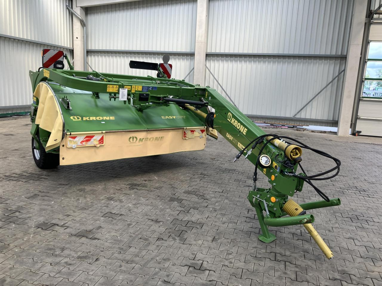 Krone EC TS 320 CV - Korrëse bari: foto 2 Krone EC TS 320 CV - Korrëse bari: foto 2