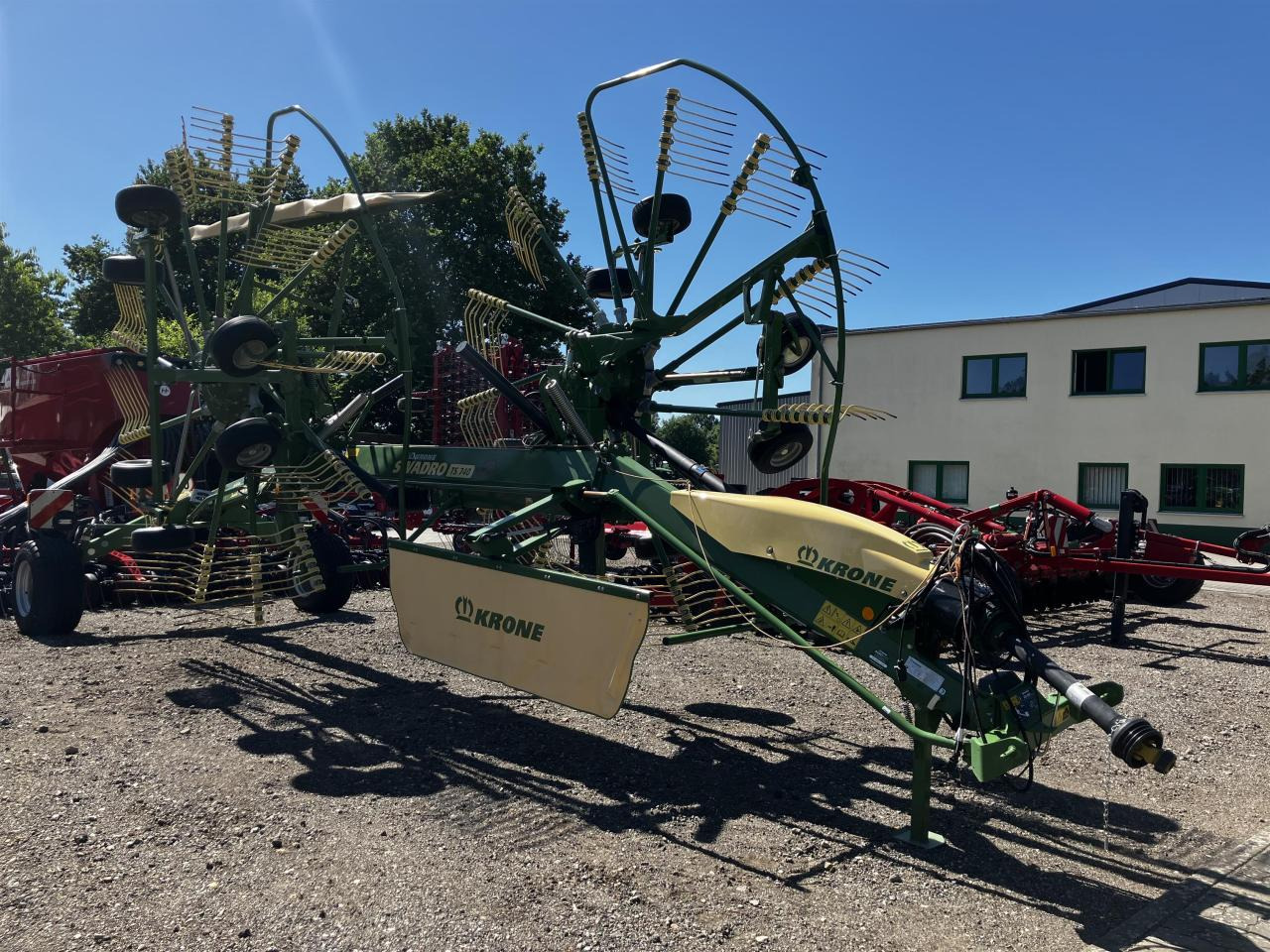 Krone Swadro TS 740 Twin - Barkthyese/ Shkundës bari: foto 2 Krone Swadro TS 740 Twin - Barkthyese/ Shkundës bari: foto 2