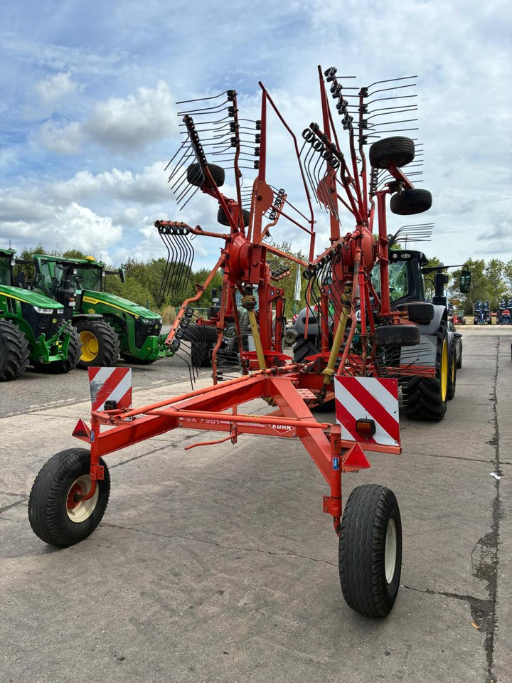 Kuhn GA 7301 - Barkthyese/ Shkundës bari: foto 4 Kuhn GA 7301 - Barkthyese/ Shkundës bari: foto 4