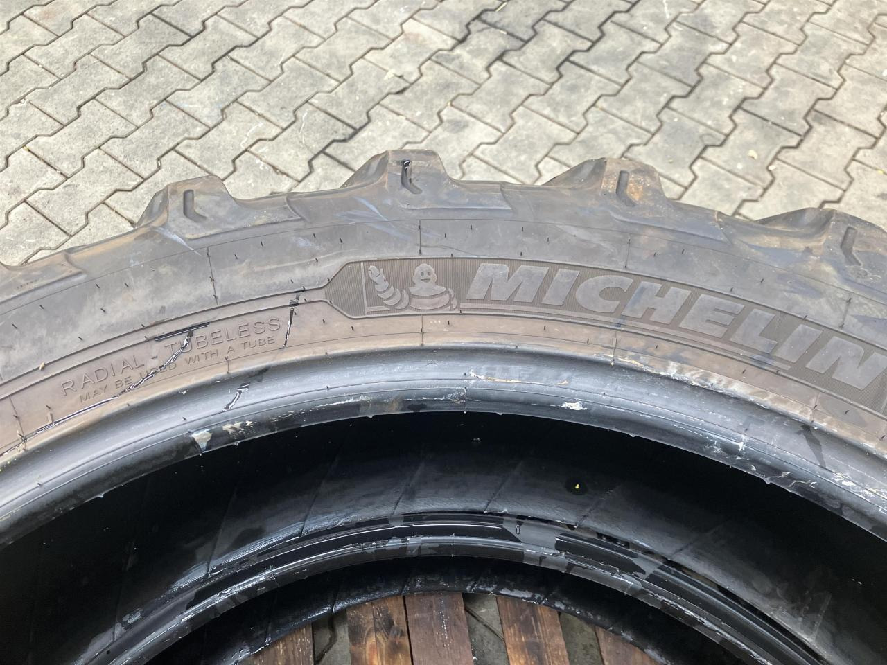 Michelin 320/85R38 - Gomë për Makineri bujqësore: foto 2 Michelin 320/85R38 - Gomë për Makineri bujqësore: foto 2