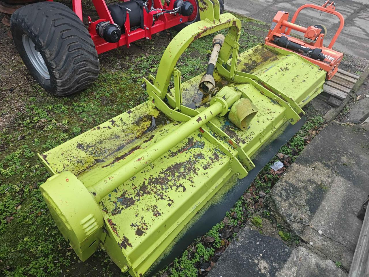 SEPPI M. Front und Heckmulcher 2700mm - Trince: foto 1 SEPPI M. Front und Heckmulcher 2700mm - Trince: foto 1