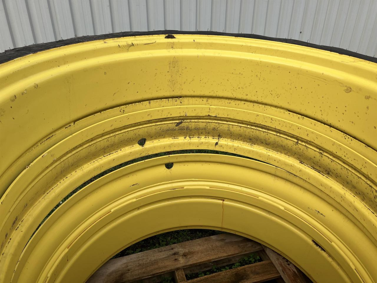 Taurus 270/95R44 - Gomë për Makineri bujqësore: foto 2 Taurus 270/95R44 - Gomë për Makineri bujqësore: foto 2