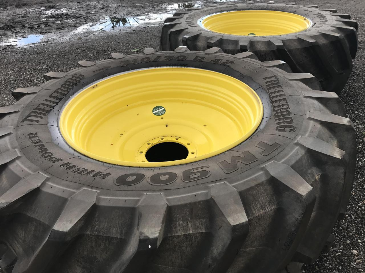 Trelleborg 710/70R42 - Gomë për Makineri bujqësore: foto 1 Trelleborg 710/70R42 - Gomë për Makineri bujqësore: foto 1
