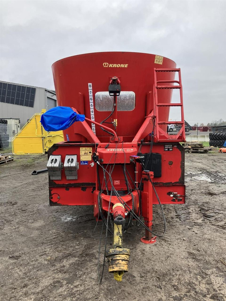 Trioliet Solomix 2-1600 VLH-B - Vagon për përzierjen e foragjereve: foto 3 Trioliet Solomix 2-1600 VLH-B - Vagon për përzierjen e foragjereve: foto 3