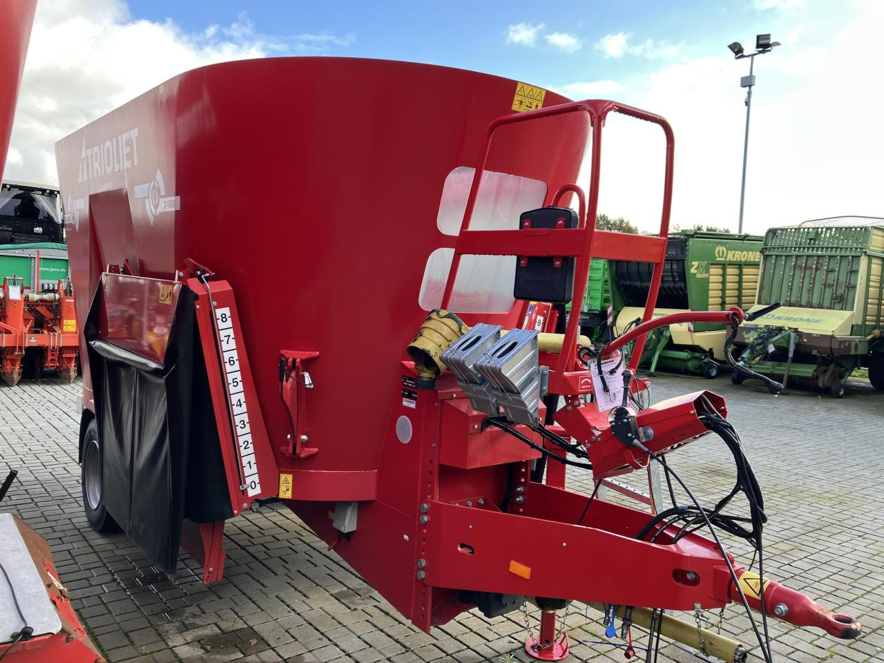 Trioliet Solomix 2 1600 ZK - Vagon për përzierjen e foragjereve: foto 3 Trioliet Solomix 2 1600 ZK - Vagon për përzierjen e foragjereve: foto 3