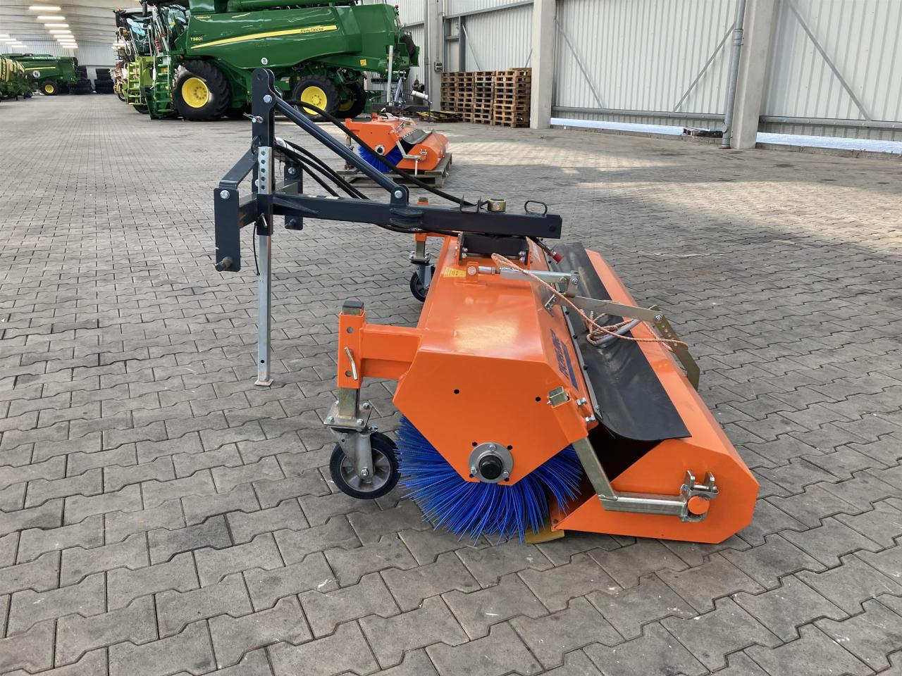 Tuchel Eco 230 - Fshesë: foto 3 Tuchel Eco 230 - Fshesë: foto 3