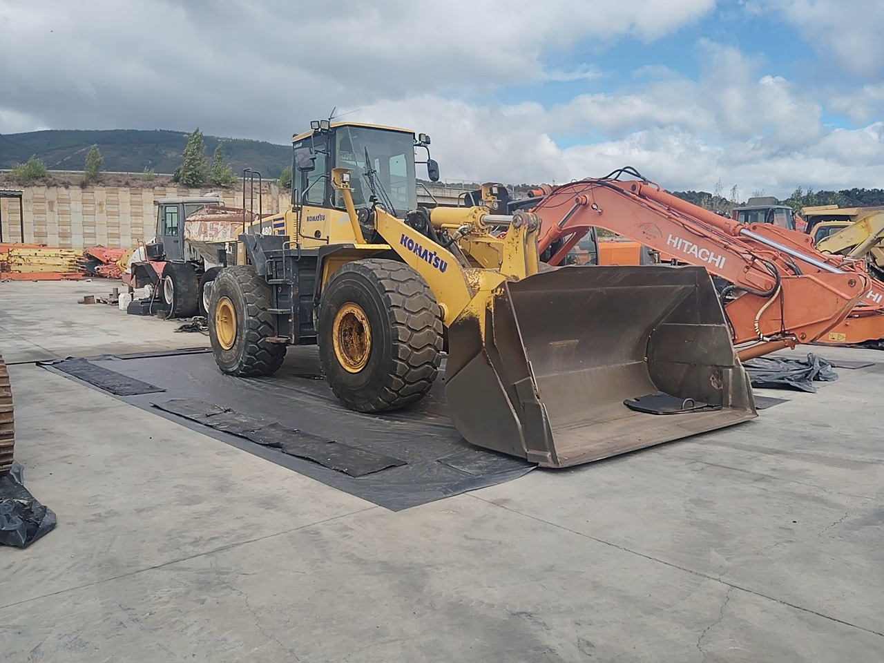 KOMATSU WA480-5H - Fadrom me goma: foto 2 KOMATSU WA480-5H - Fadrom me goma: foto 2