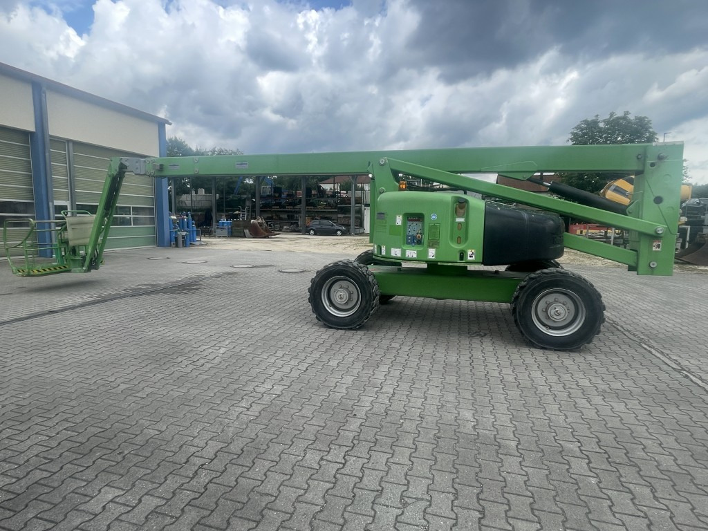 Haulotte HA 260 PX - Platformë ajrore: foto 2 Haulotte HA 260 PX - Platformë ajrore: foto 2