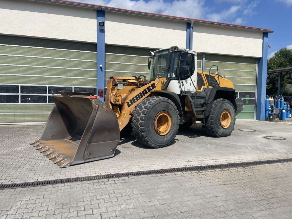 Liebherr L 576 - Fadrom me goma: foto 1 Liebherr L 576 - Fadrom me goma: foto 1
