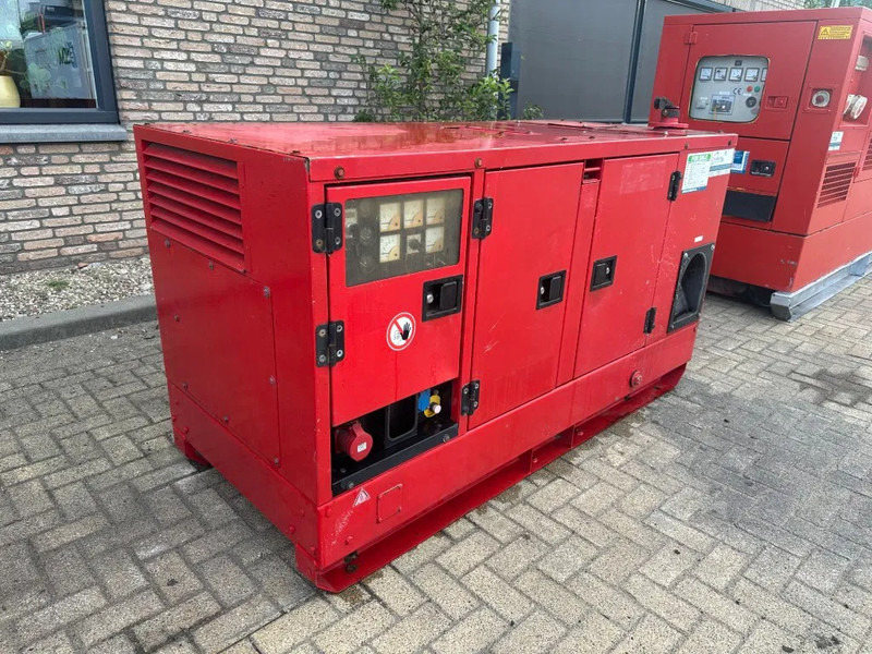 Atlas-Copco QAS 38 Yanmar Mecc Alte Spa 40 kVA Silent generatorset - Set gjeneratori: foto 2 Atlas-Copco QAS 38 Yanmar Mecc Alte Spa 40 kVA Silent generatorset - Set gjeneratori: foto 2