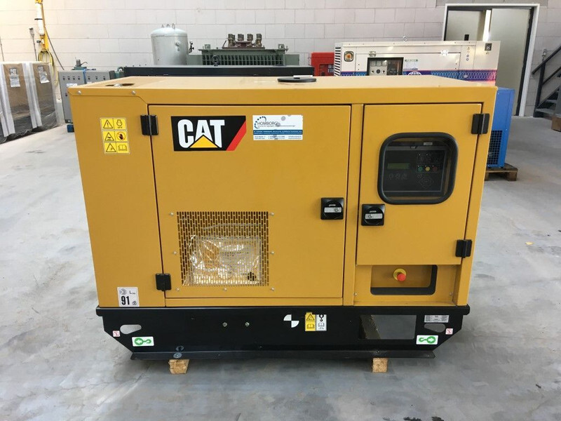 Caterpillar C2.2 22 kVA Silent generatorset New - Set gjeneratori: foto 3 Caterpillar C2.2 22 kVA Silent generatorset New - Set gjeneratori: foto 3