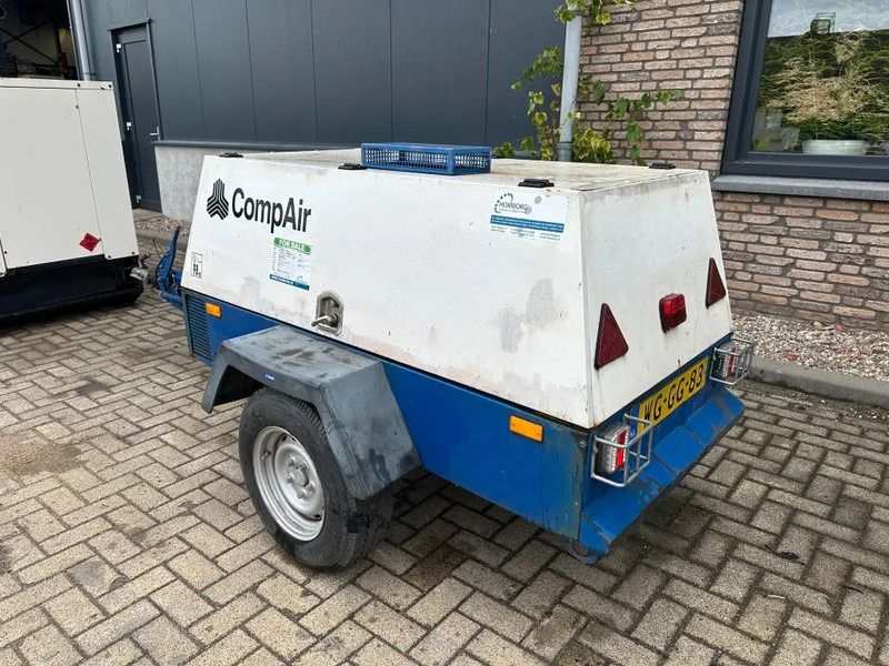 Compair H2180 Deutz 2.1 m3 / min 28 kW 7 Bar Mobiele Diesel Compressor met kenteken - Kompresor ajri: foto 5 Compair H2180 Deutz 2.1 m3 / min 28 kW 7 Bar Mobiele Diesel Compressor met kenteken - Kompresor ajri: foto 5