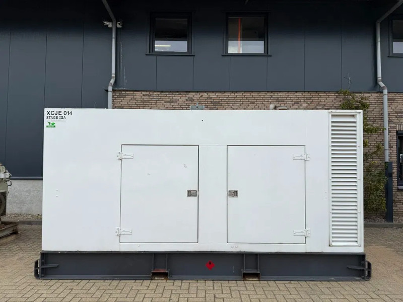 Cummins QSL9-G8 Stamford 300 kVA Supersilent Rental generatorset - Set gjeneratori: foto 3 Cummins QSL9-G8 Stamford 300 kVA Supersilent Rental generatorset - Set gjeneratori: foto 3