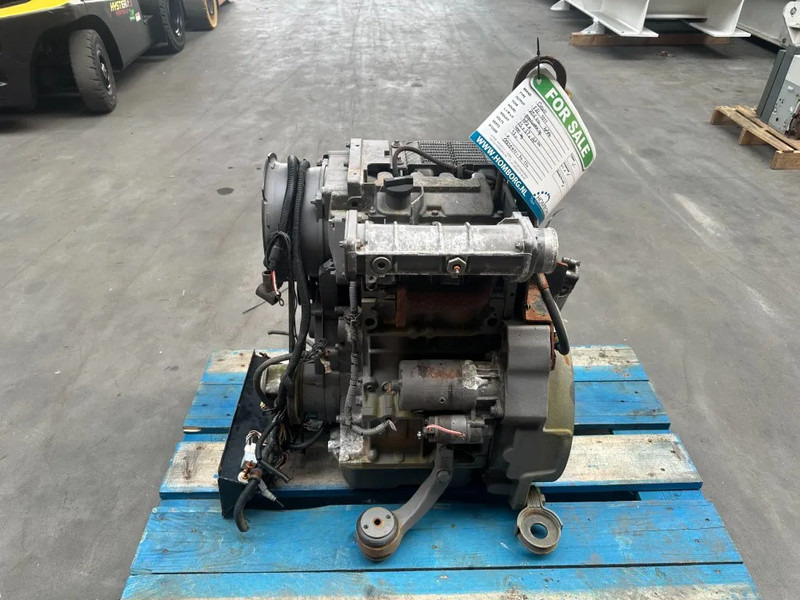 Deutz F2L 1011 Diesel Motor 20.5 kW 28 PK 2 cylinder diesel Engine - Motori për Pajisje për trajtimin e materialeve: foto 1 Deutz F2L 1011 Diesel Motor 20.5 kW 28 PK 2 cylinder diesel Engine - Motori për Pajisje për trajtimin e materialeve: foto 1