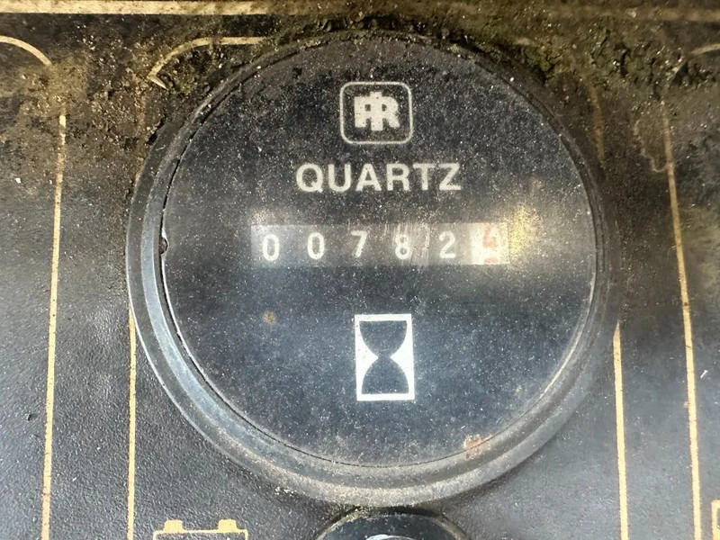 Deutz F2L 1011 Diesel Motor 20.5 kW 28 PK 2 cylinder diesel Engine - Motori për Pajisje për trajtimin e materialeve: foto 2 Deutz F2L 1011 Diesel Motor 20.5 kW 28 PK 2 cylinder diesel Engine - Motori për Pajisje për trajtimin e materialeve: foto 2