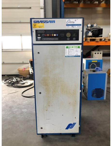 Grassair S45.10 15 kW 2000 L / min 10 Bar Silent Elektrische schroefcompessor - Kompresor ajri: foto 2 Grassair S45.10 15 kW 2000 L / min 10 Bar Silent Elektrische schroefcompessor - Kompresor ajri: foto 2
