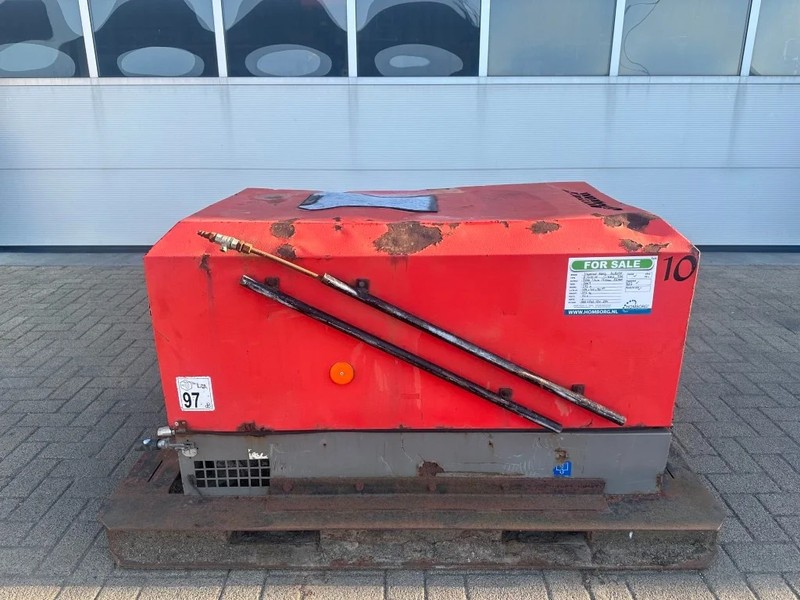 Ingersoll Rand 720 R1051SF Kubota D1005 Diesel Compressor 2000 L / min 17.5 kW 8.6 Bar - Kompresor ajri: foto 1 Ingersoll Rand 720 R1051SF Kubota D1005 Diesel Compressor 2000 L / min 17.5 kW 8.6 Bar - Kompresor ajri: foto 1