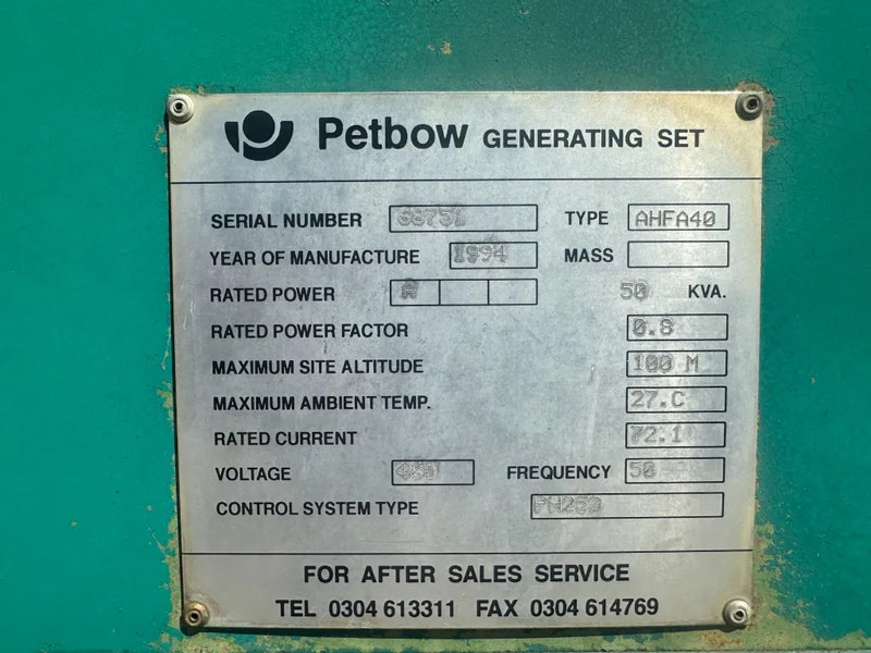 Iveco 7450 I 5.05 Petbow 50 kVA Silent noodstroom generatorset met automatische netovername ATS - Set gjeneratori: foto 5 Iveco 7450 I 5.05 Petbow 50 kVA Silent noodstroom generatorset met automatische netovername ATS - Set gjeneratori: foto 5