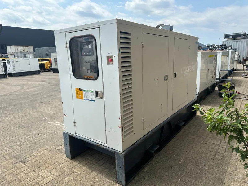 Set gjeneratori Iveco FPT Stamford 125 kVA Silent Rental generatorset: foto 10